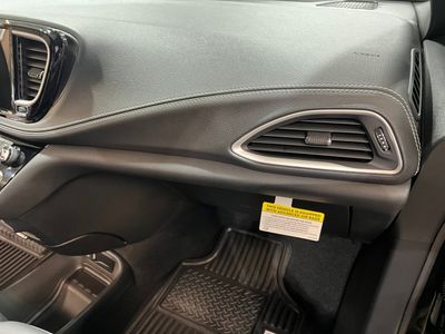 2026 Chrysler Pacifica — photo 13 view