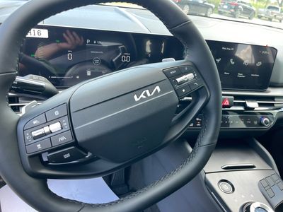 2026 Kia Sportage Hybrid — photo 11 view