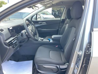 2026 Kia Sportage Hybrid — photo 12 view