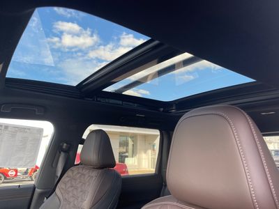 2026 Nissan Armada — photo 8 view