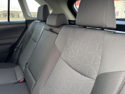 2025 Toyota RAV4 — detail view