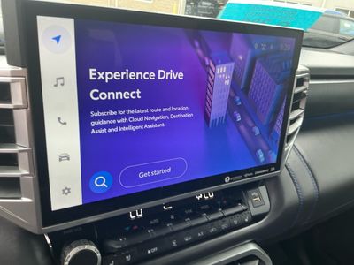 2023 Toyota Tundra 4WD — photo 11 view