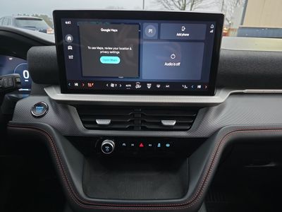 2025 Ford Explorer — photo 14 view