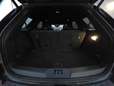 2025 Ford Explorer — photo 8 view