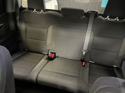 2023 Chevrolet Silverado 1500 — photo 12 view