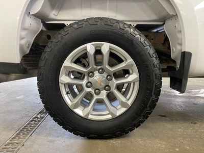2023 Chevrolet Silverado 1500 — photo 8 view