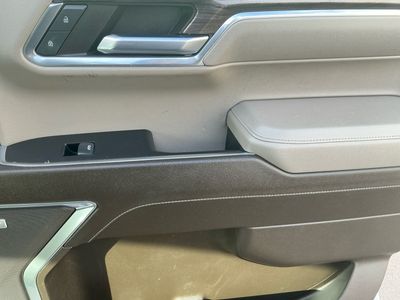 2023 Chevrolet Silverado 1500 — photo 13 view