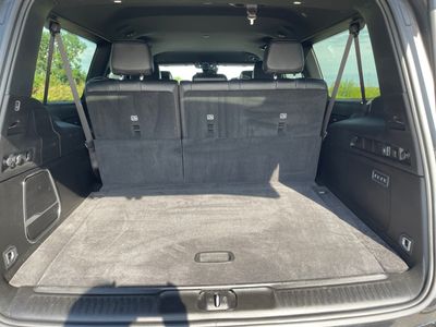 2024 Jeep Wagoneer L — photo 15 view