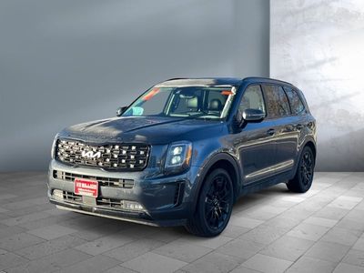 2022 Kia Telluride — front three-quarter view