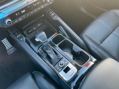 2022 Kia Telluride — engine compartment view