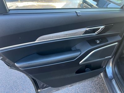 2022 Kia Telluride — photo 9 view