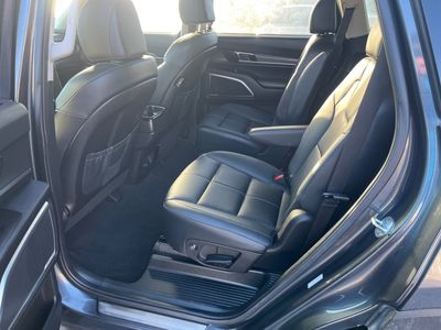 2022 Kia Telluride — photo 10 view