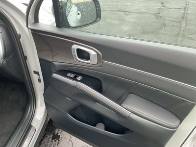 2026 Kia Sorento — photo 12 view