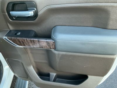 2020 GMC Sierra 1500 — photo 8 view
