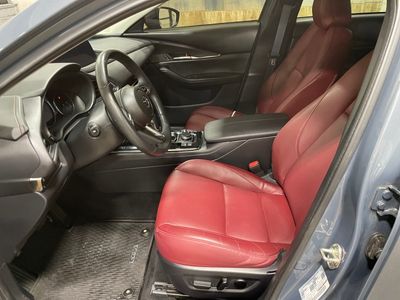2023 Mazda CX-30 — photo 10 view