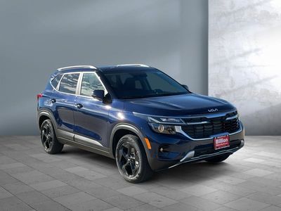 2026 Kia Seltos — front three-quarter view
