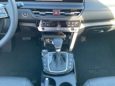 2026 Kia Seltos — photo 8 view