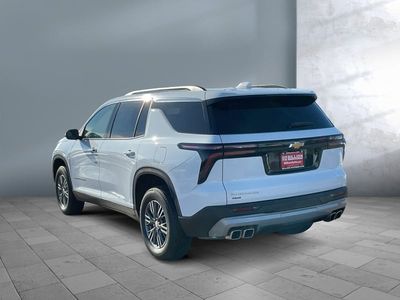 2025 Chevrolet Traverse - Photo 2