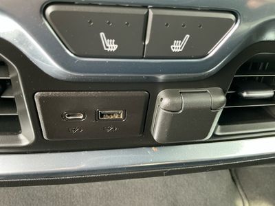 2023 Chevrolet Silverado 2500HD — photo 14 view