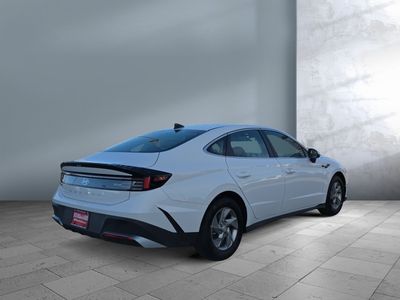 2026 Hyundai Sonata - Photo 2