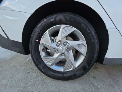 2026 Hyundai Sonata - Photo 4