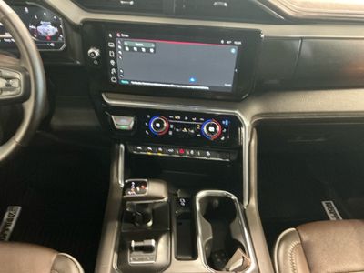 2025 GMC Sierra 1500 — photo 12 view