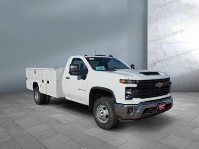 2025 Chevrolet Silverado 3500HD CC - Photo 2