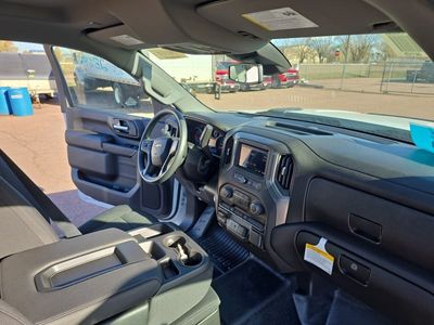 2025 Chevrolet Silverado 3500HD CC - Photo 12