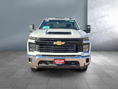 2025 Chevrolet Silverado 3500HD CC - Photo 3