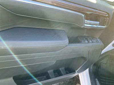 2026 Chevrolet Silverado 1500 - Photo 5