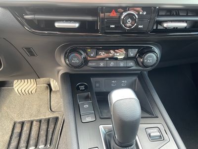 2026 Nissan Kicks — photo 14 view