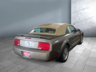 2005 Ford Mustang - Photo 4