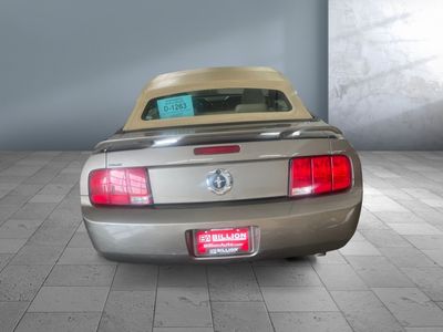 2005 Ford Mustang - Photo 6