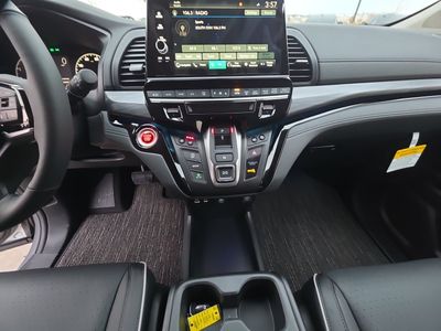 2026 Honda Odyssey — photo 9 view