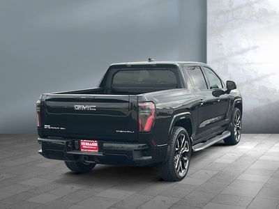 2025 GMC Sierra EV - Photo 2