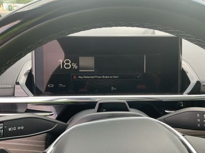 2025 GMC Sierra EV - Photo 12