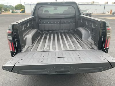 2025 GMC Sierra EV - Photo 15