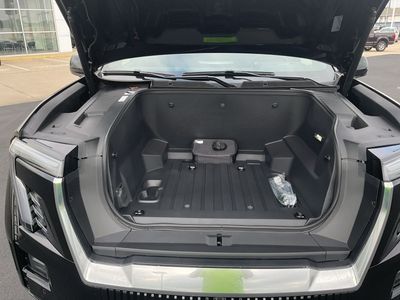 2025 GMC Sierra EV - Photo 9