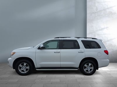 2008 Toyota Sequoia — detail view