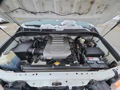 2008 Toyota Sequoia — photo 10 view