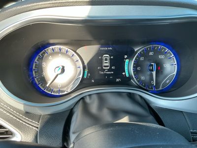 2026 Chrysler Pacifica — photo 15 view