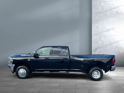 2026 Ram 3500 — detail view