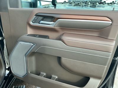 2026 GMC Acadia — photo 9 view
