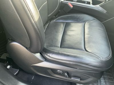 2020 Ford Explorer — photo 15 view