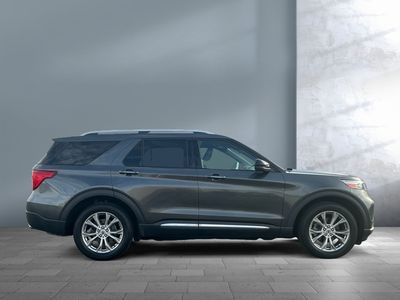 2020 Ford Explorer — detail view