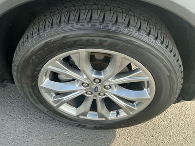 2020 Ford Explorer — photo 9 view