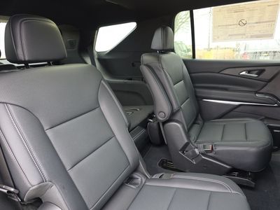 2026 Chevrolet Traverse - Photo 12