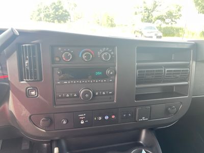 2024 Chevrolet Express Passenger — photo 8 view