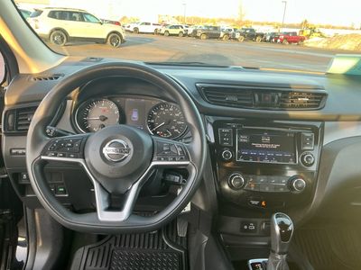 2021 Nissan Rogue Sport — photo 15 view