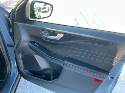 2025 Ford Escape - Photo 9
